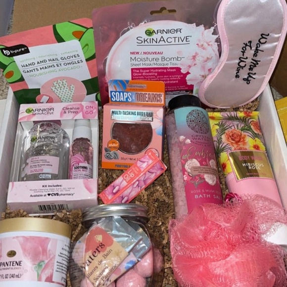 11 Pc facial body & bath spa gift set Box birthday holiday occasion gift set - Picture 2 of 2